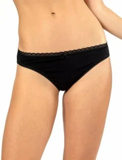 - NAOMI-3PP BRIEF - Briefs