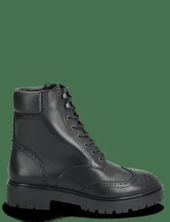 Allyson Perforated Lace-Up Bootie - Kängor