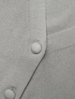 Blodyn. - Stickade västar