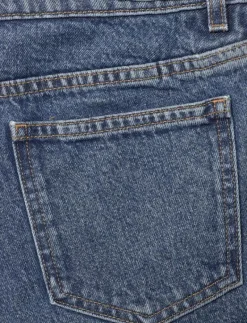 Classic Straight Jeans - Straight jeans