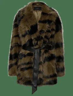 CMPLUSHY-JACKET - Kappor