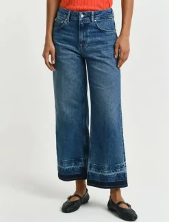 CROPPED FLARE HEM DETAIL JEANS - Utsvängda jeans