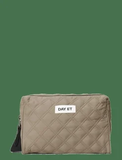 Day RE-Q Fenced Washbag L - Necessärer