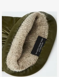 Elisabeth Black - Fingervantar