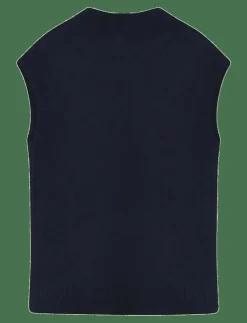 Flynn - Soft lamb - Stickade västar