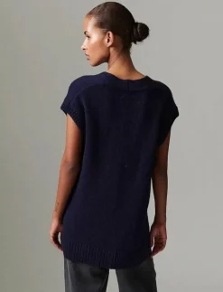 Flynn - Soft lamb - Stickade västar