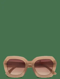 Gwen Sahara - D-form