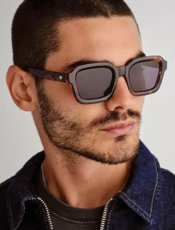 IMPOSSIBLE - Fyrkantiga