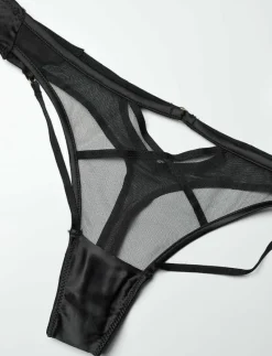 JANA STRING R - String