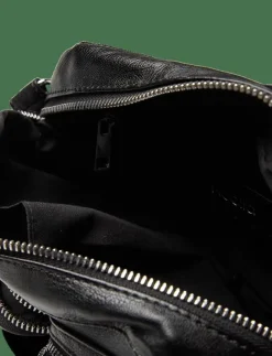 Kendra Bag Black Leather Look - Axelremsväskor