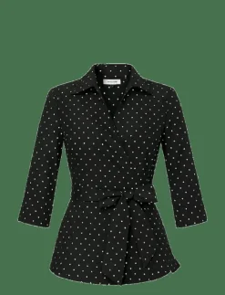 Kiira - Kortärmade blusar