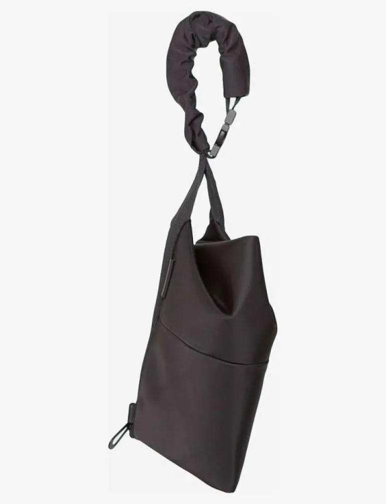 Kivu Small Sleek Nylon Black - Magväskor