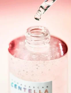 Madagascar Centella Poremizing Fresh Ampoule - Serum