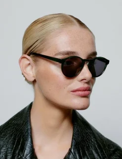 Marvin - Round Frame