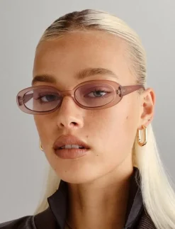 OUTTA LOVE - Round Frame