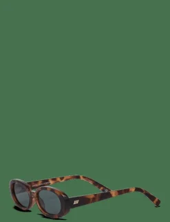 OUTTA LOVE - Round Frame