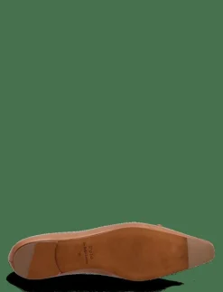 Pointed Leather Ballet Flat - Ballerinas