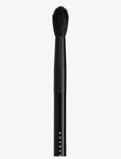 PRO CREASE BRUSH - Beauty