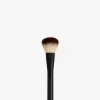 PRO POWDER BRUSH - Beauty
