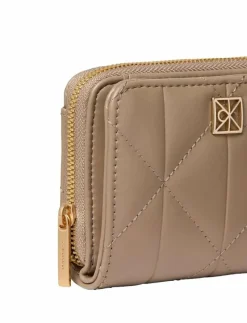 QUILTED FLAP ZIP AROUND - Plånböcker