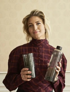 RAW Glass & Storage - karaffel smoke låg i rustfrit stål 1 stk 1,0 L - Vattenflaskor