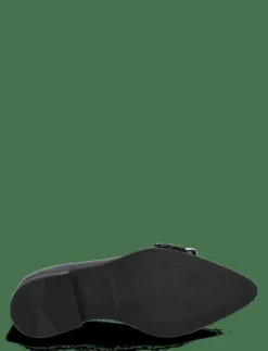 Saso Low - Ballerinas