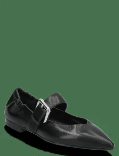 Shoes - Ballerinas