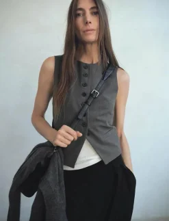 Suit waistcoat with buttons - Stickade västar