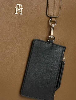 TH ICON SATCHEL - Totes