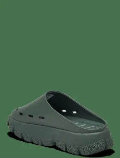 Trek Closed Sandal - Clogs