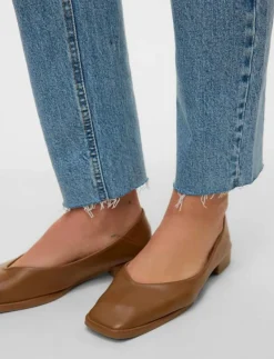 VMBRENDA HR MOM A CUT GU384 GA NOOS - Straight jeans