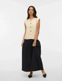 VMGOLD SL O-NECK BUTTON VEST BOO - Stickade västar