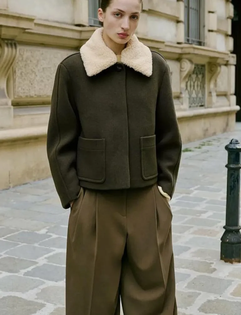 Wide leg mid-rise pleated trousers - Vida byxor